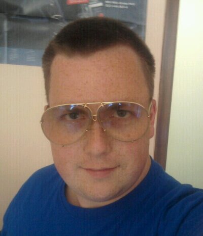 Perücke schröder brille ohne 2012 und Dennis schröder
